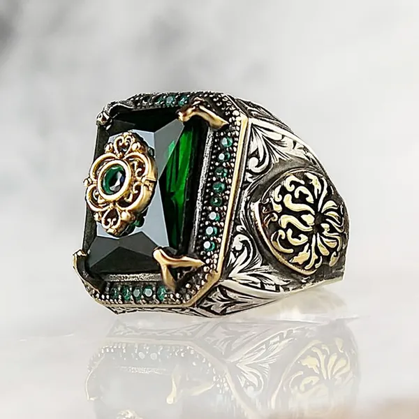 MIDNIGHT_HEIRLOOM_(Green)