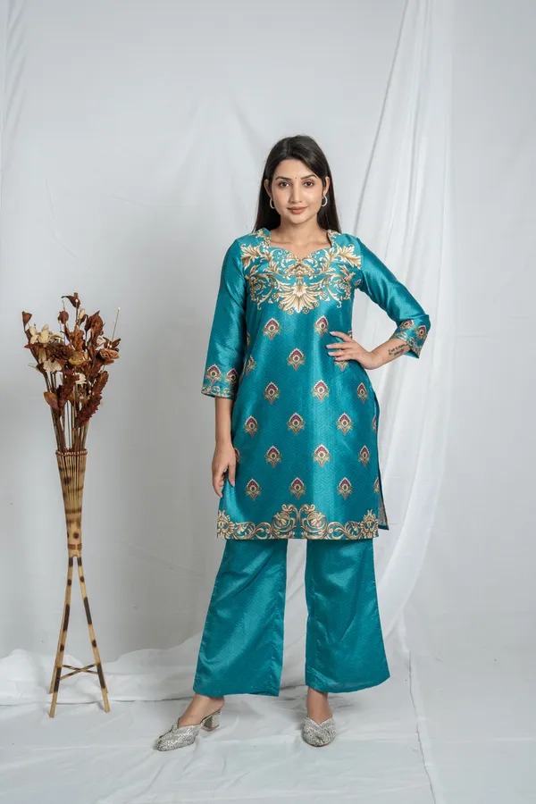 Sea_Green_Sweetheart_Neck_Elegant_3/4_Sleeve_Straight_Fit_Co-Ord_Set_For_Women