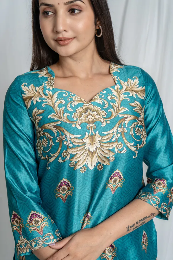 Sea_Green_Sweetheart_Neck_Elegant_3/4_Sleeve_Straight_Fit_Co-Ord_Set_For_Women