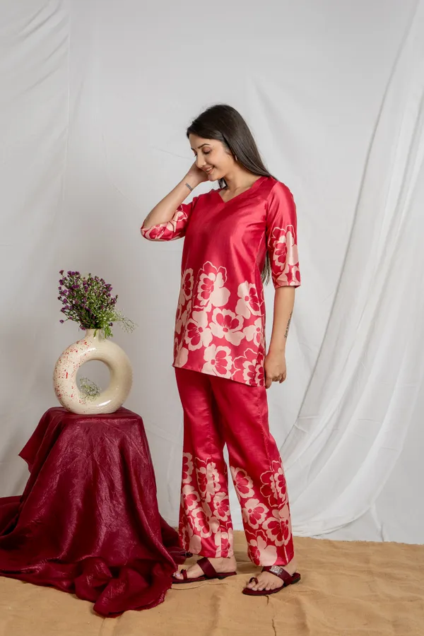Pink_Premium_Fabric_V-Neck_&_Straight_Fit_Co-Ord_Set_For_Women