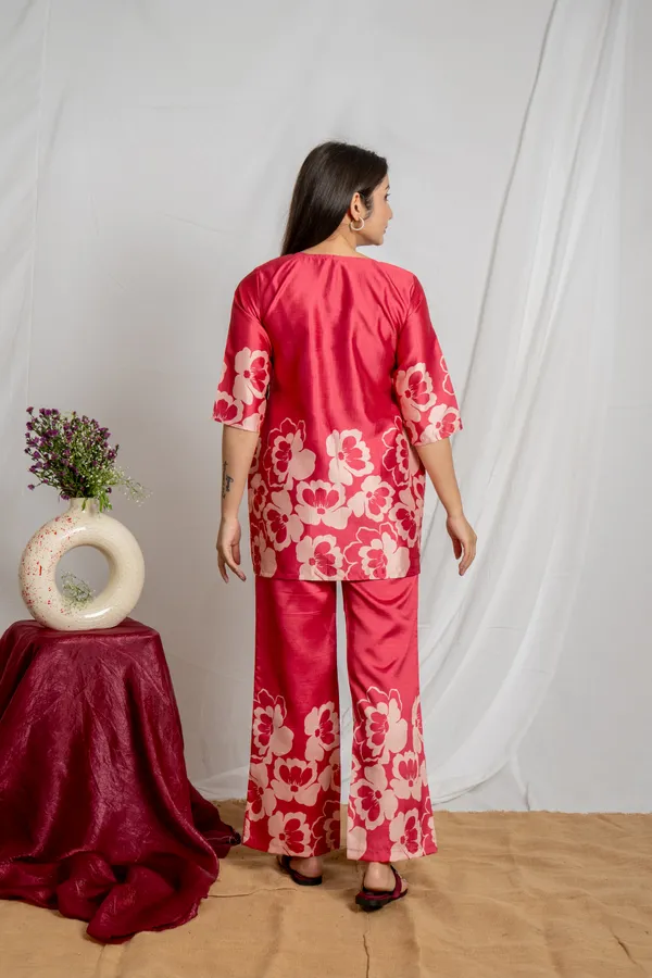 Pink_Premium_Fabric_V-Neck_&_Straight_Fit_Co-Ord_Set_For_Women