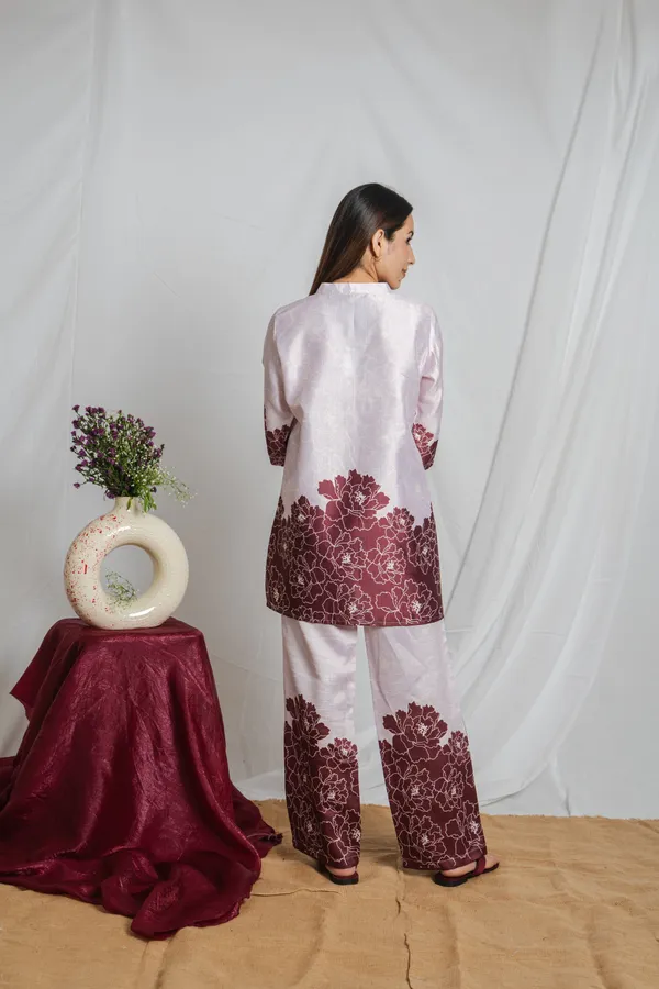 Blossomy_Off-White_&_Brown_Premium_Fabric_Smooth_&_Structured_Co-Ords_Set_For_Women