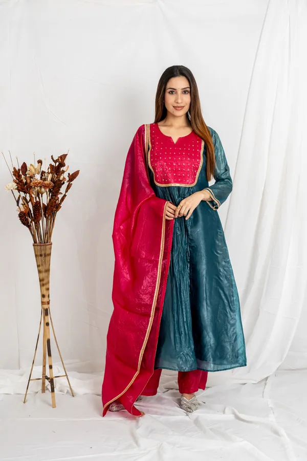 Blue_&_Pink_Gold_Crush_Top_Bottom_Dupatta_Set_For_Women