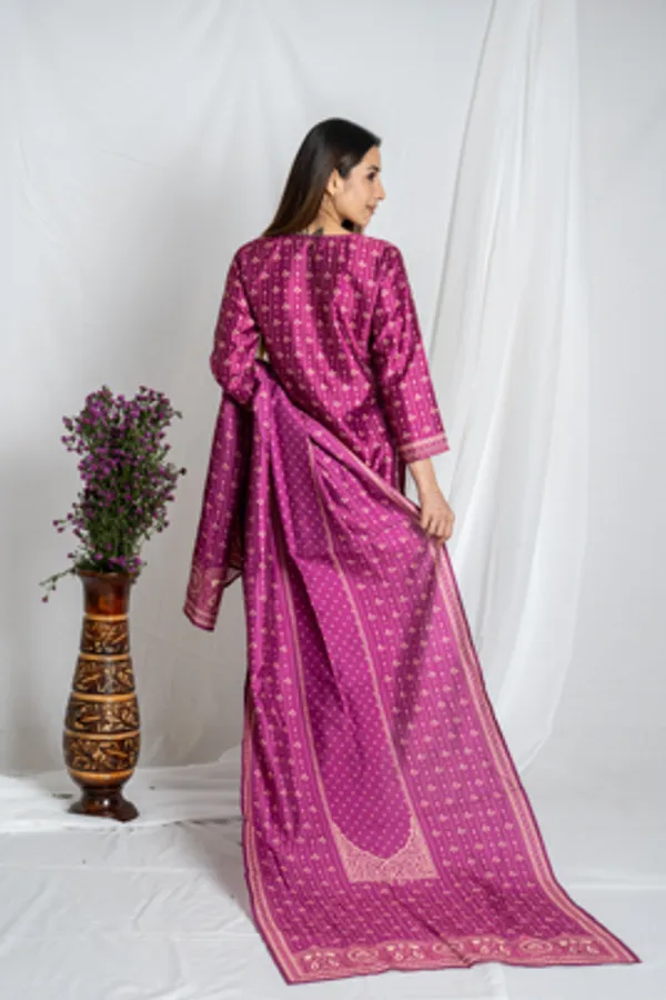 Purple_Premium_Fabric_Sweetheart_Neck_Kurta_For_Women