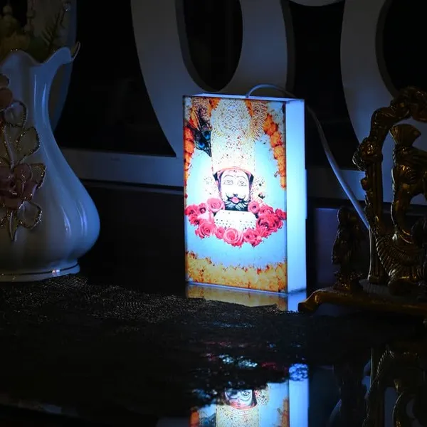 Khatu_Shyam_Ji_LED_Light_Box_Color_Changing_Night_Lamp_with_Printed_Acrylic_Panel_&_Wooden_Back_Spiritual_Wall_Hanging_&_Tabletop_Decor