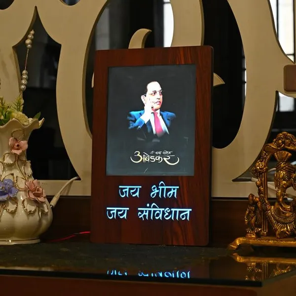 Dr._B.R._Ambedkar_Wooden_Led_Picture_Light_�_Illuminated_Jai_Bhim