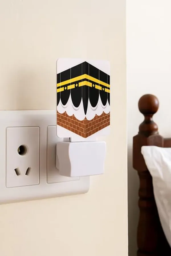 Makka_Design_Led_Night_Lamp_Plug-In_|_Color_Changing_Decorative_Night_Light_For_Home