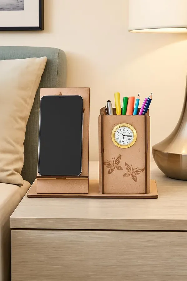 Brown_Wooden_Pen_Stand_With_Mobile_Holder_&_Clock_2In1_Desk_Organizer_With_Butterfly_Engraving_For_Office_&_Study_Table_Use