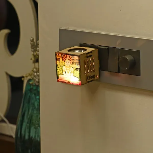 Wooden_Kapoor_Dani_With_Lord_Parshwanath_Printed_Image_Plug-In_Camphor_Burner_Night_Lamp_Spiritual_Aroma_Diffuser_For_Pooja_Room_&_Home_Décor
