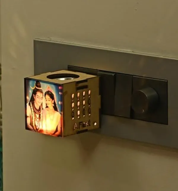Wooden_Kapoor_Dani_With_Shiv_Parvati_Design_Plug-In_Camphor_Burner_With_Night_Light_Devotional_Fragrance_Diffuser_For_Home_&_Pooja_Room