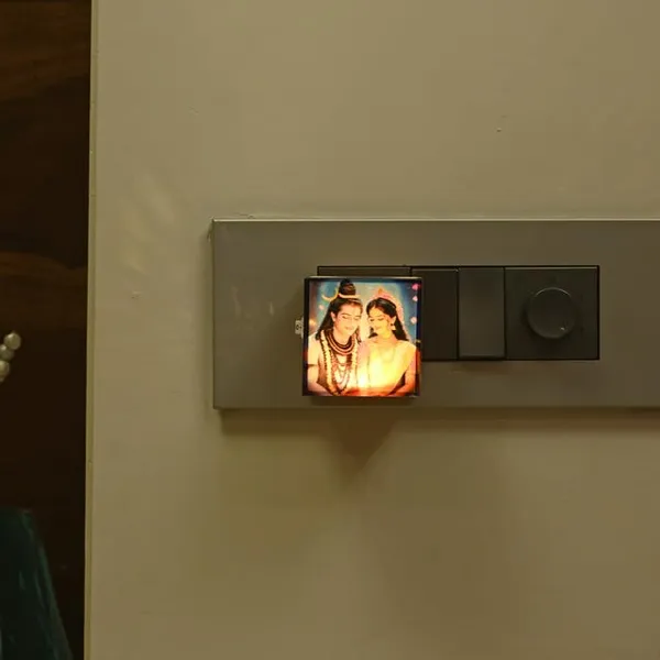 Wooden_Kapoor_Dani_With_Shiv_Parvati_Design_Plug-In_Camphor_Burner_With_Night_Light_Devotional_Fragrance_Diffuser_For_Home_&_Pooja_Room