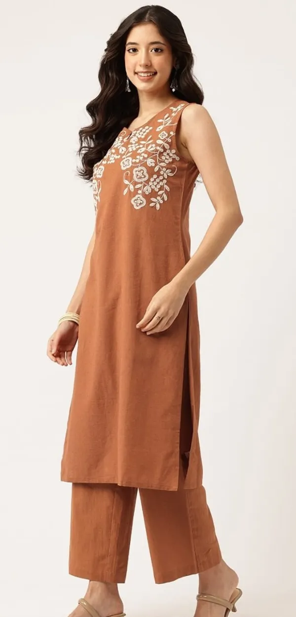 Rust_kurta_pant_set_with_delicate_embroidery