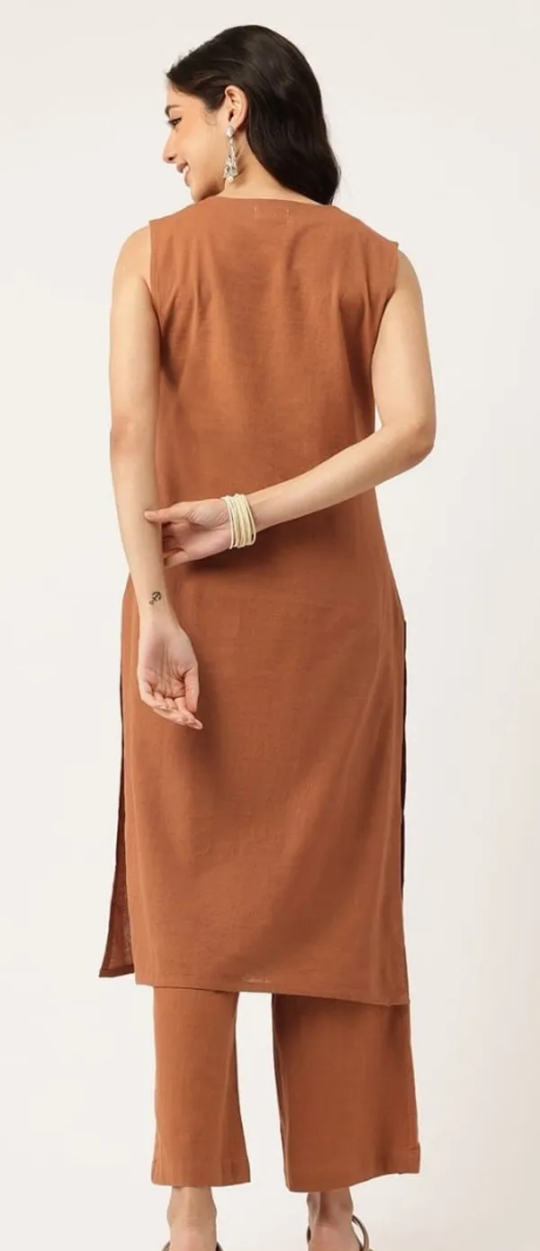 Rust_kurta_pant_set_with_delicate_embroidery