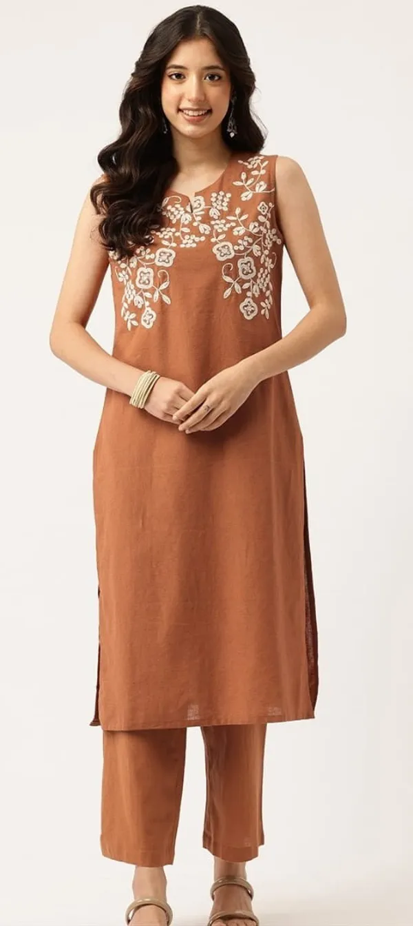 Rust_kurta_pant_set_with_delicate_embroidery