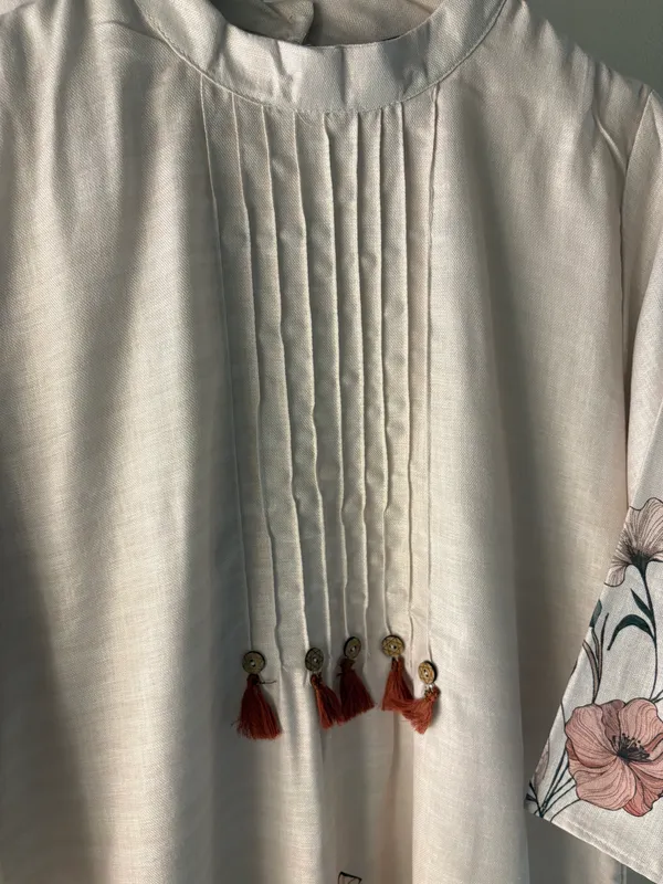 Ivory_Linen_Blend_3-Piece_Suit_with_Band_Gala_&_Hand-Painted_Floral_Dupatta_For_Women