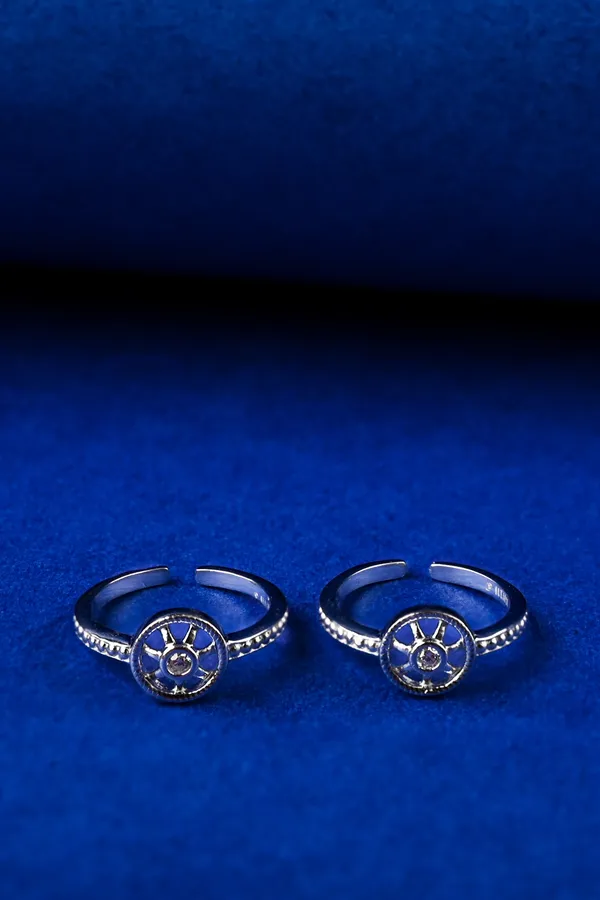 Sun_Ray_Silver_925_Adjustable_Trendy_Toe_Ring_For_Women