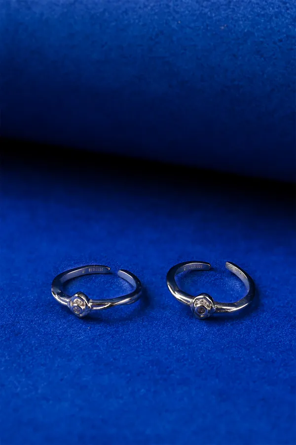 Sparkling_Dew_Silver_925_Adjustable_Trendy_Toe_Ring_For_Women