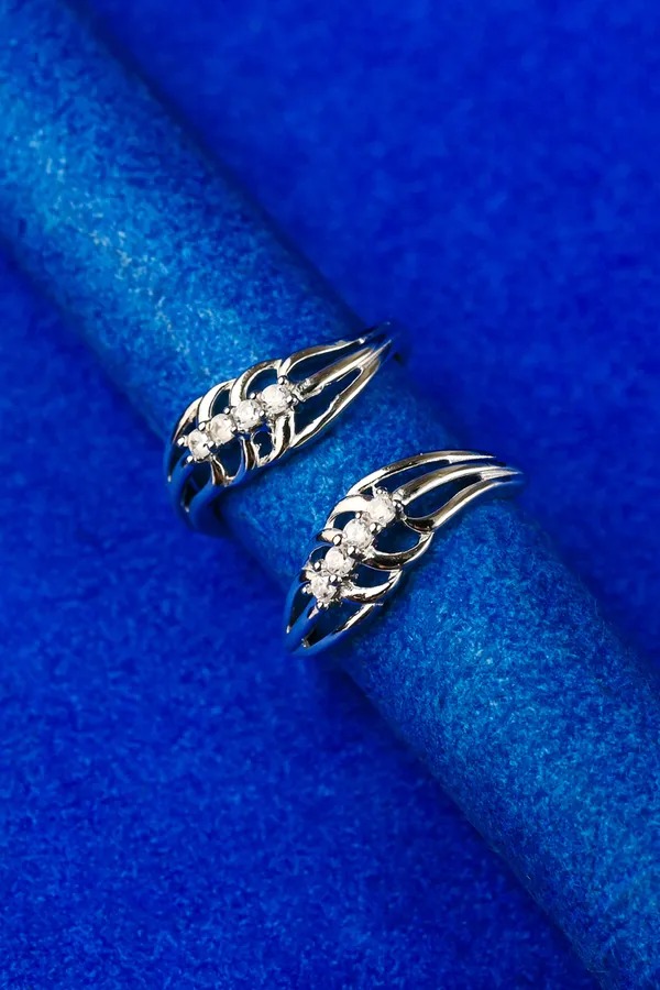 Triple_Shimmer_Silver_925_Adjustable_Trendy_Toe_Ring_For_Women