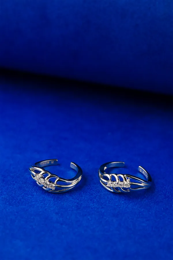 Triple_Shimmer_Silver_925_Adjustable_Trendy_Toe_Ring_For_Women