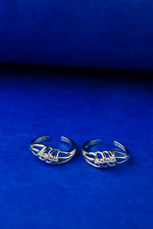 Triple_Shimmer_Silver_925_Adjustable_Trendy_Toe_Ring_For_Women