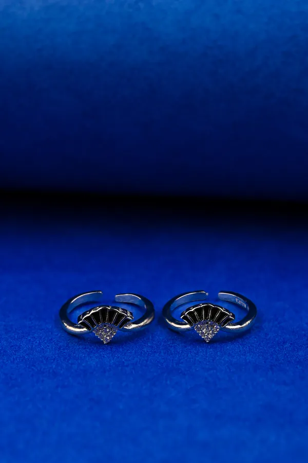 Black_Fan_Crystal_Silver_925_Adjustable_Trendy_Toe_Ring_For_Women