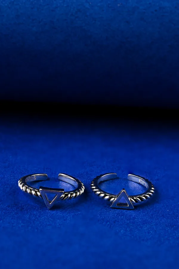 Geometric_Triangle_Silver_925_Adjustable_Trendy_Toe_Ring_For_Women
