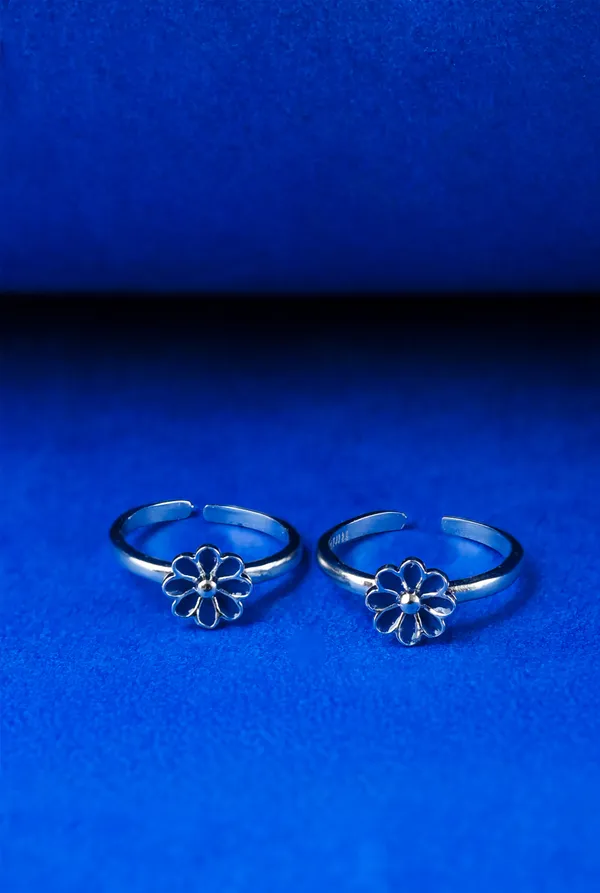 Silver__925Adjustable_Trendy_Toe_Ring_For_Women