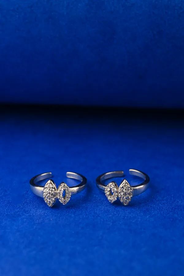 Marquise_Sparkle_Silver_925_Adjustable_Trendy_Toe_Ring_For_Women