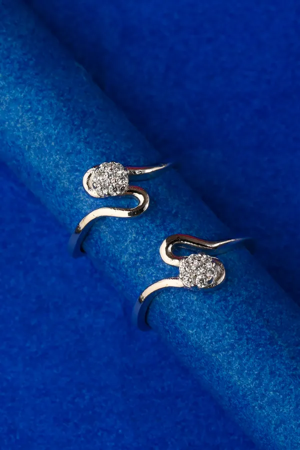 Petite_Bloom_Silver_925_Adjustable_Trendy_Toe_Ring_For_Women