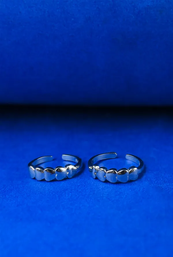 Five_Hearts_Silver_925_Adjustable_Trendy_Toe_Ring_For_Women