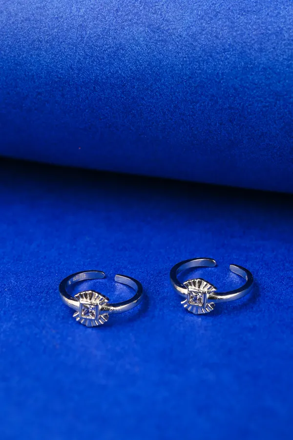 Diamond_Square_Silver_925_Adjustable_Trendy_Toe_Ring_For_Women