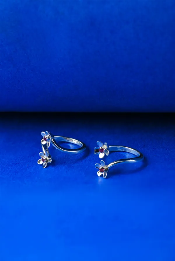 Ruby_Blossom_Silver_925_Adjustable_Trendy_Toe_Ring_For_Women