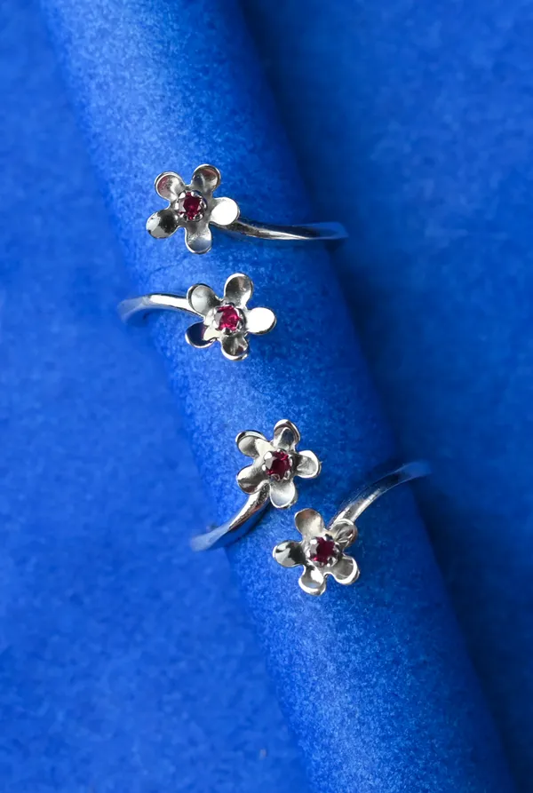Ruby_Blossom_Silver_925_Adjustable_Trendy_Toe_Ring_For_Women