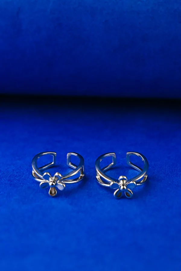 Silver_Daisy_Split_Band_Silver_925_Adjustable_Trendy_Toe_Ring_For_Women