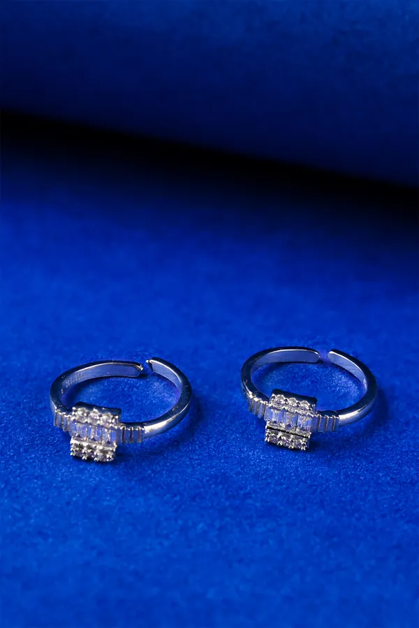 Elegant_Square_Silver_925_Adjustable_Trendy_Toe_Ring_For_Women