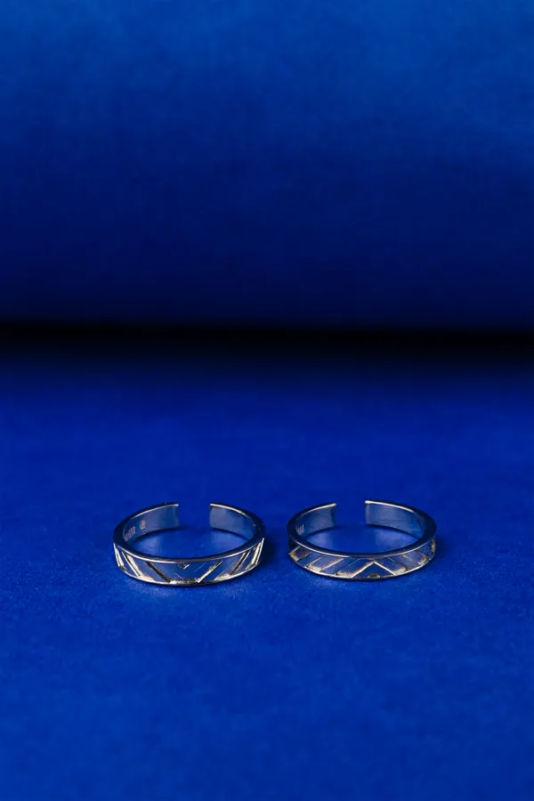 Geometric_Groove_Band_Silver_925_Adjustable_Trendy_Toe_Ring_For_Women