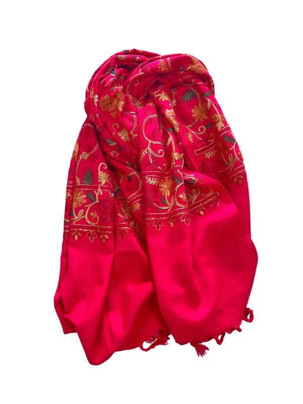 Red_Woolen_Premium_&_Elegant_Shawl_For_Women