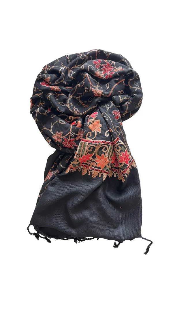 Black_Woolen_Premium_&_Elegant_Shawl_For_Women