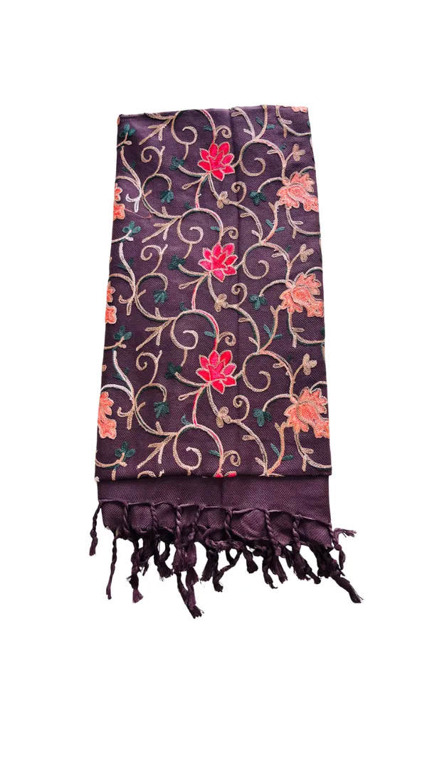 Red_Woolen_Premium_&_Elegant_Shawl_For_Women