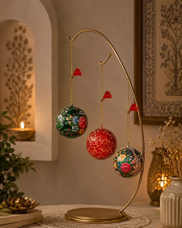 Kashmiri_Paper_Mache_Decorative_Balls_Handmade_Set_Of_3_Default_Title
