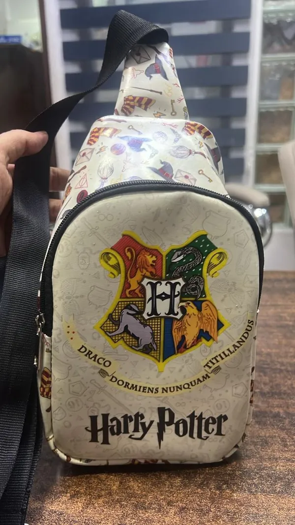 Harrie_Potarr_Mini_chestbag_for_kids,_Canvas_Hogwartz_Backpack_Purse_Crossbody_travel_Shoulder_Bag_for_kids,_Teenagers