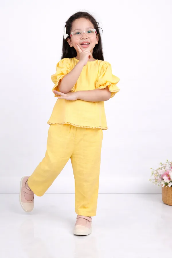Yellow_Cotton_Double_Cloth_Coord_Set_For_Girls