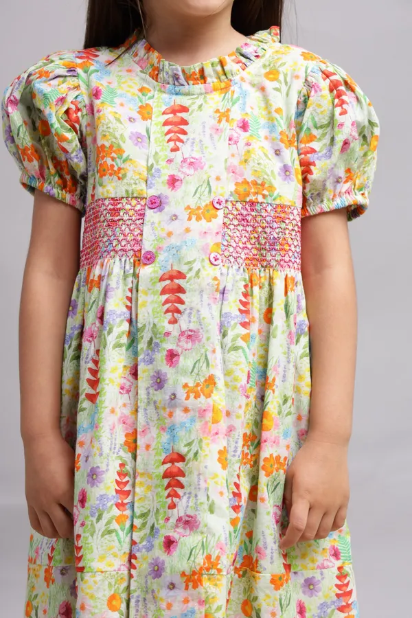 Green_Cotton_Puffed_Sleeve_Dress_For_Girl