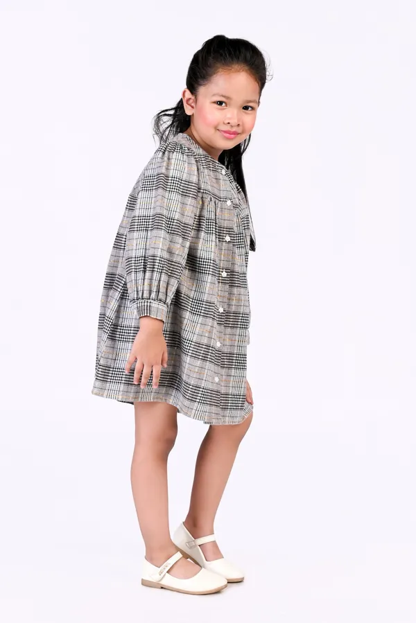 Grey_Cotton_Base_Winter_Dress_With_Checks_For_Girls