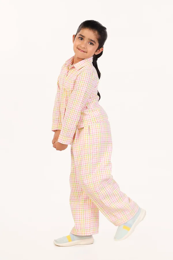 Multicolor_Cotton_Checked_Night_Suit_For_Girls