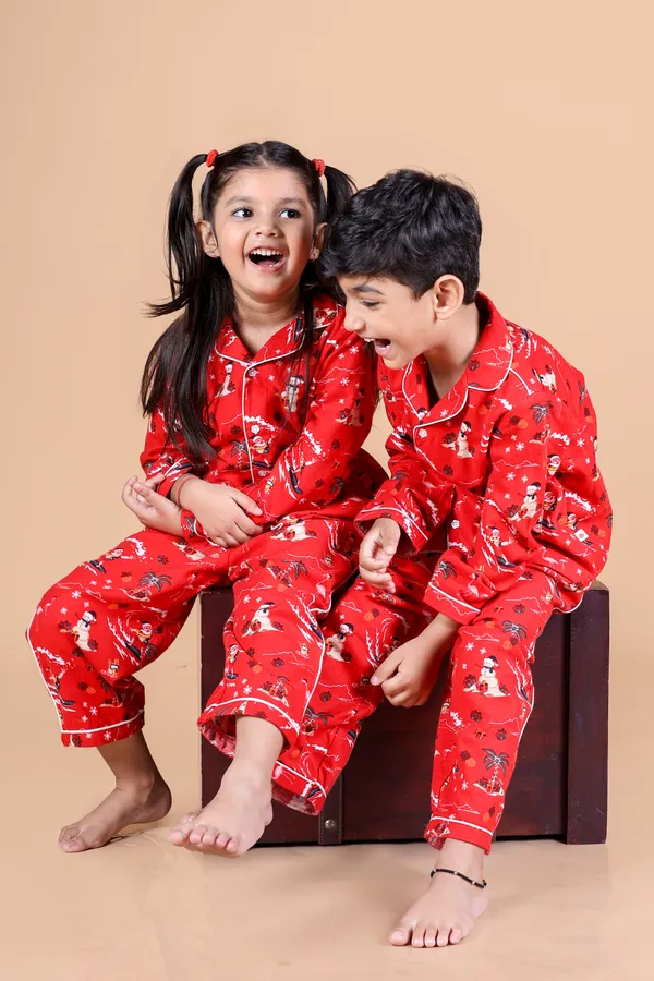 Multicolor_Fennel_Christmas_Character_Printed_Night_Suit_For_Unisex