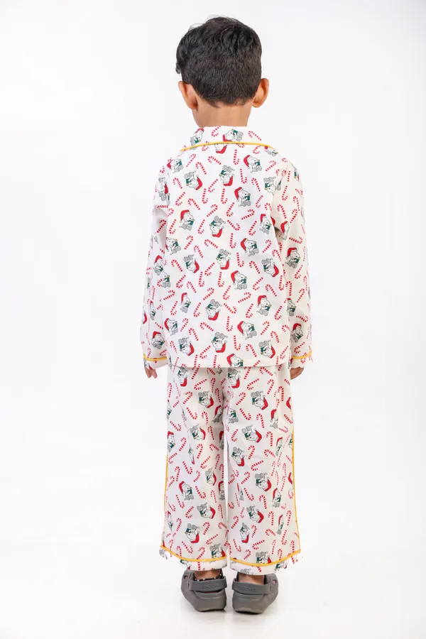 Multicolor_Fennel_Christmas_Themed_Night_Suit_For_Unisex
