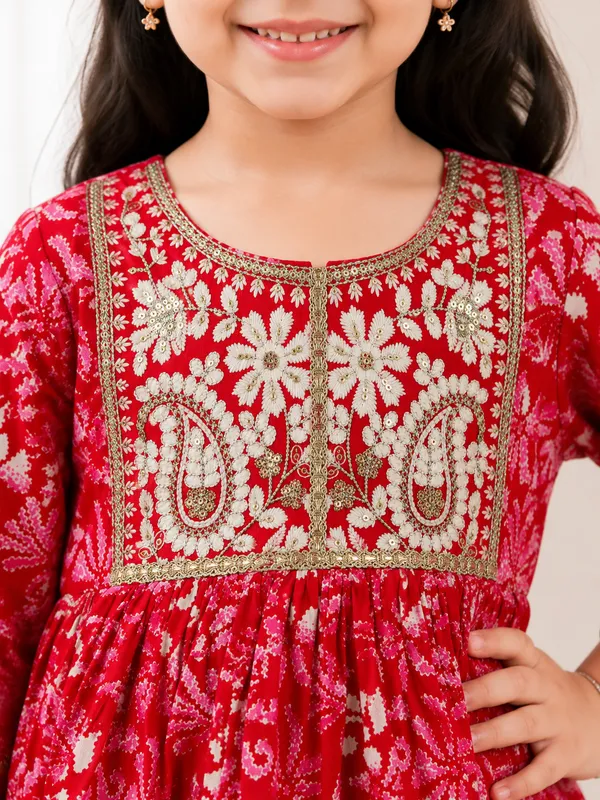 Girls_Red_Floral_Ethnic_Kurta_&_Dhoti_Pant_Set