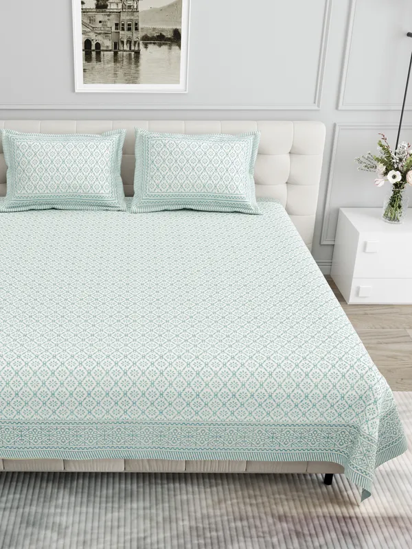 Elite_Geometric__Sage_green_Cotton_Printed_King_Size_Bedsheet