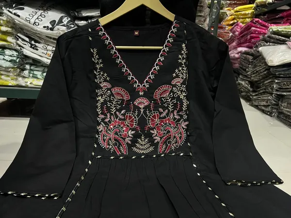 Black_Embroidered_Anarkali_Kurta_Set_with_Dupatta